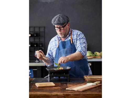 Akáciová podložka pod horké 18x18 cm