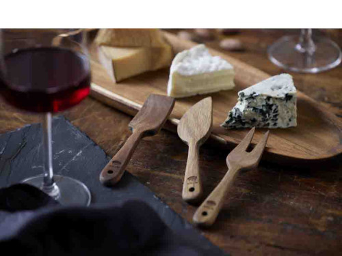 Sada akáciových nožů na sýr (3 ks)