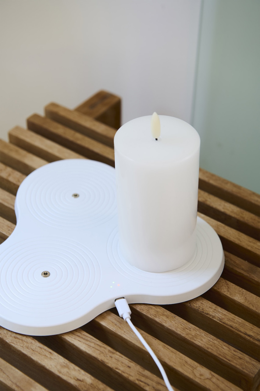 DecoPower Multi Charger na 3 LED svíčky