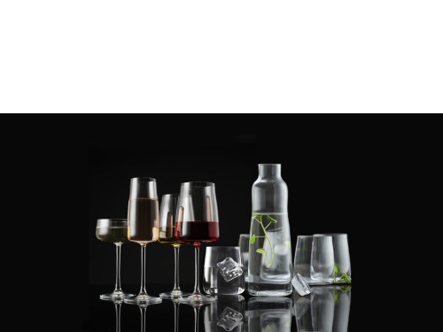 Karafa na vodu a 4 sklenice Zero