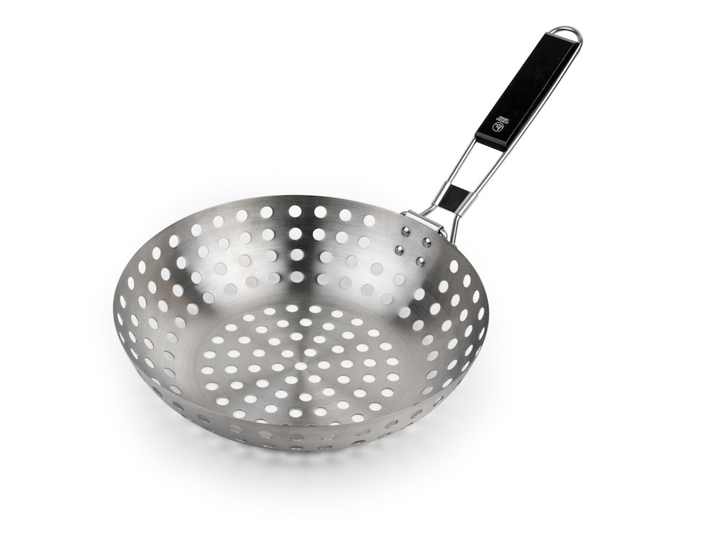 Wok na grilovaní a BBQ