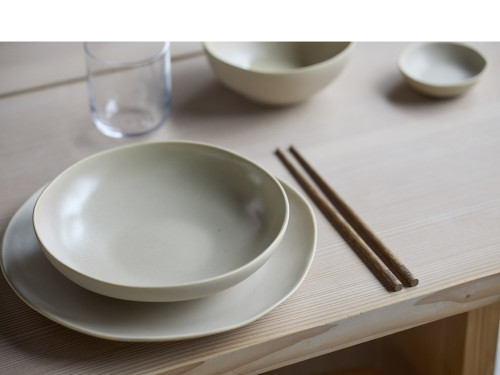 Kameninová těstovinová mísa Shoku Soft Beige 21 cm