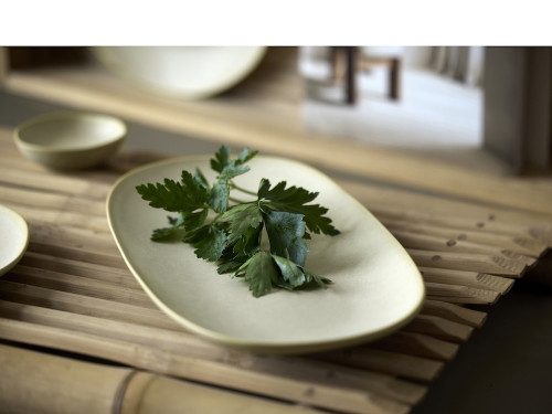 Kameninová servírovací tác Shoku Soft Beige 34x18 cm