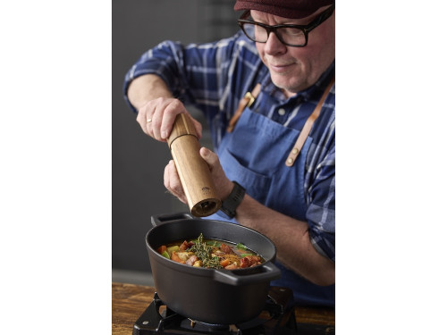 Mlýnek na pepř z akáciové dřeva 20,3 cm