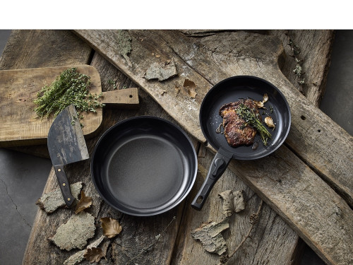 Sada pánví s odnímatelnou rukojetí 24/28 cm Black 