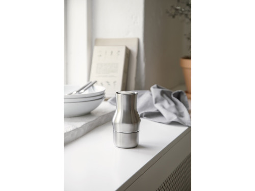 Nerezový matný mlýnek Dorotea (14 cm)