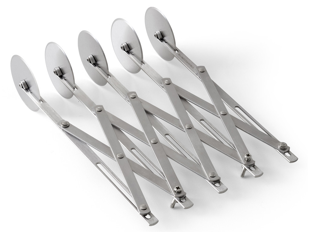 Kráječ na pečivo s 5 kolečky