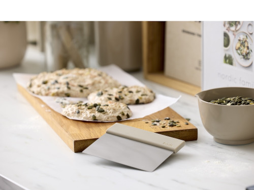 Kráječ na těsto Emma 12x13 Humus