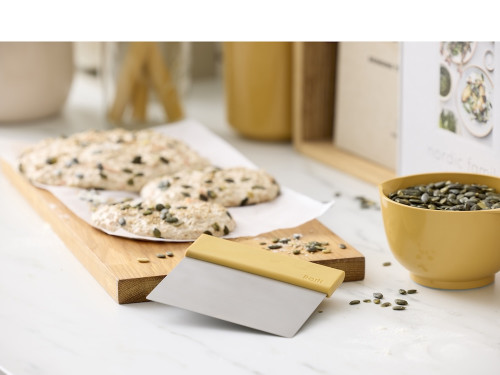 Kráječ na těsto Emma 12x13 Curry