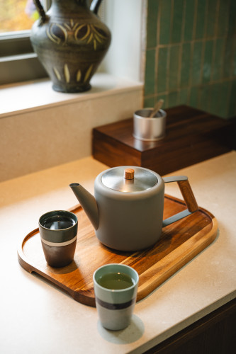 Dvoustěnná konvička na čaj Duet Boston 1,1L Slate Grey