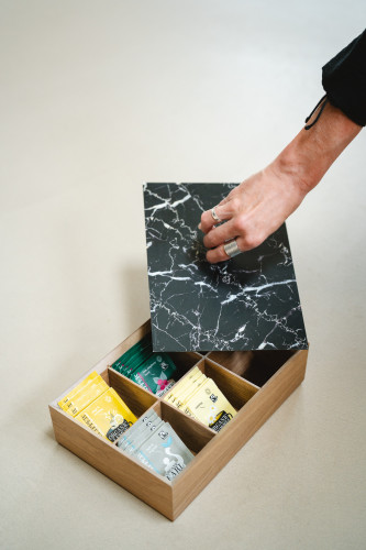 Krabička na čaj s mramorovým víkem (6 přehrádek)