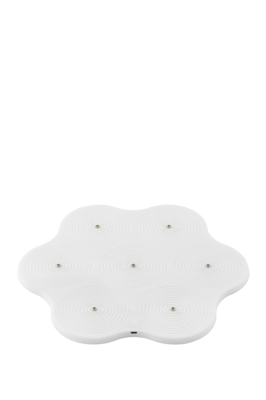 DecoPower Multi Charger na 7 LED svíček