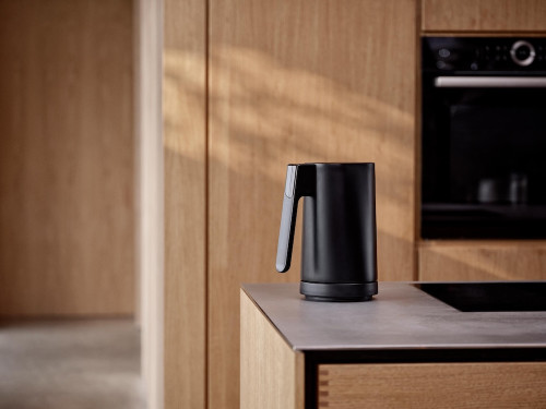 Rychlovarná konvice 1,2 l Black