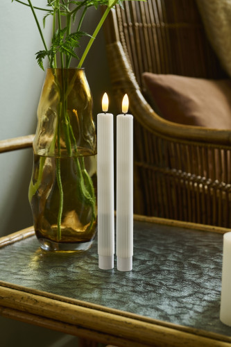 Sada dobíjecích kónických LED svíček Smilla White (2 ks)